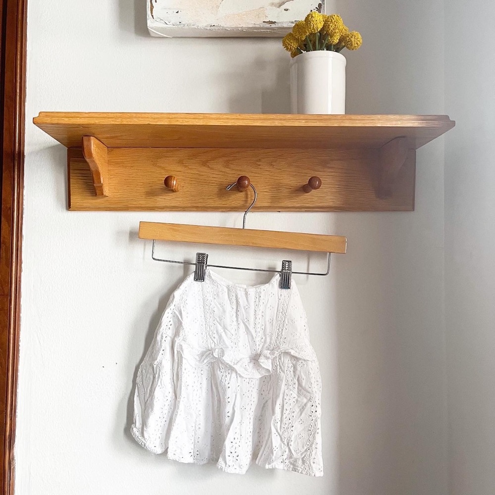 ZARA white eyelet blouse with wooden buttons